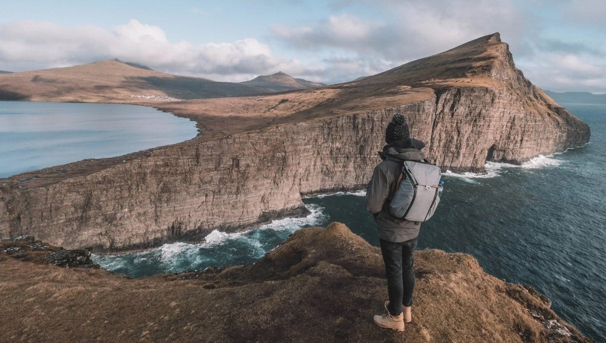 at Lake Sørvágsvatn, Faroe islands